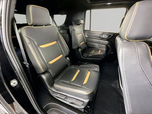 Certified 2023 GMC Yukon XL AT4 w/ AT4 Premium Plus Package AWD/4WD image 24
