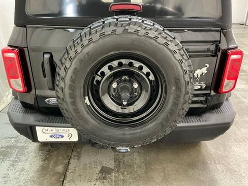 Used 2023 Ford Bronco Black Diamond AWD/4WD image 6