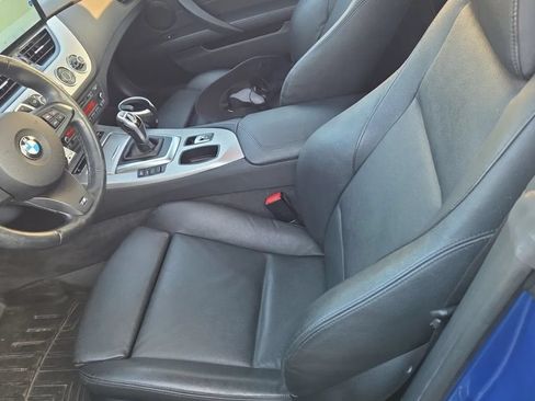 Used 2016 BMW Z4 sDrive28i RWD image 4