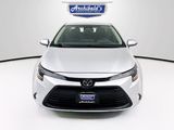 Used 2024 Toyota Corolla LE image 2