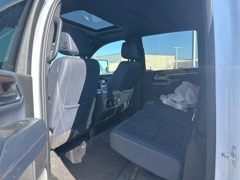 Used 2024 Chevrolet Silverado 3500 High Country w/ High Country Premium Package image 12