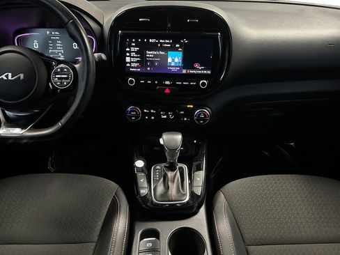 Used 2023 Kia Soul GT-Line w/ GT-Line Technology Package image 12