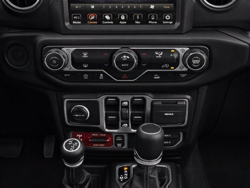 Used 2023 Jeep Wrangler Unlimited Rubicon 4xe AWD/4WD image 19