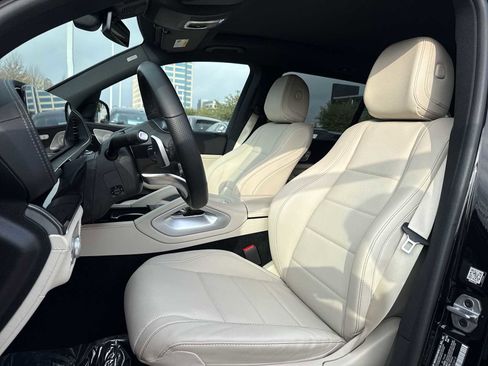 Used 2023 Mercedes-Benz GLS 450 4MATIC image 14