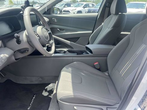 Certified 2026 Hyundai Elantra Sport FWD image 13