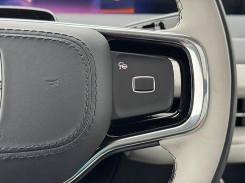 New 2025 Lincoln Navigator Reserve image 22