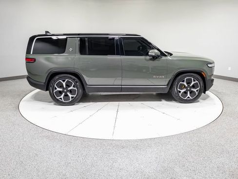 Used 2023 Rivian R1S Launch Edition AWD/4WD image 32