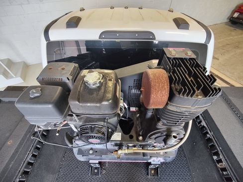 Used 2020 Ford F350 XL w/ Power Equipment Group RWD image 13