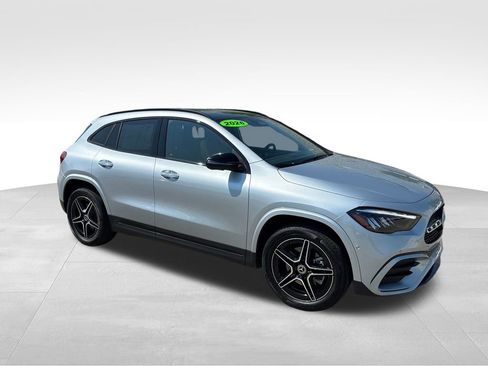 Used 2026 Mercedes-Benz GLA 250 4MATIC image 7