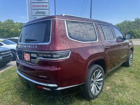 Used 2023 Jeep Grand Wagoneer Series II w/ Premium Group II AWD/4WD image 7