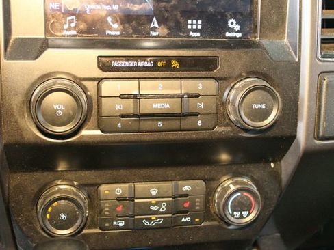 Used 2019 Ford F150 XLT w/ Equipment Group 302A Luxury image 24