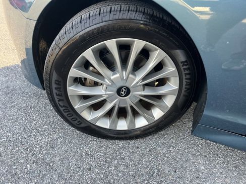 Used 2015 Hyundai Sonata Limited image 26