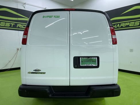 Used 2022 Chevrolet Express 2500 w/ Driver Convenience Package image 8