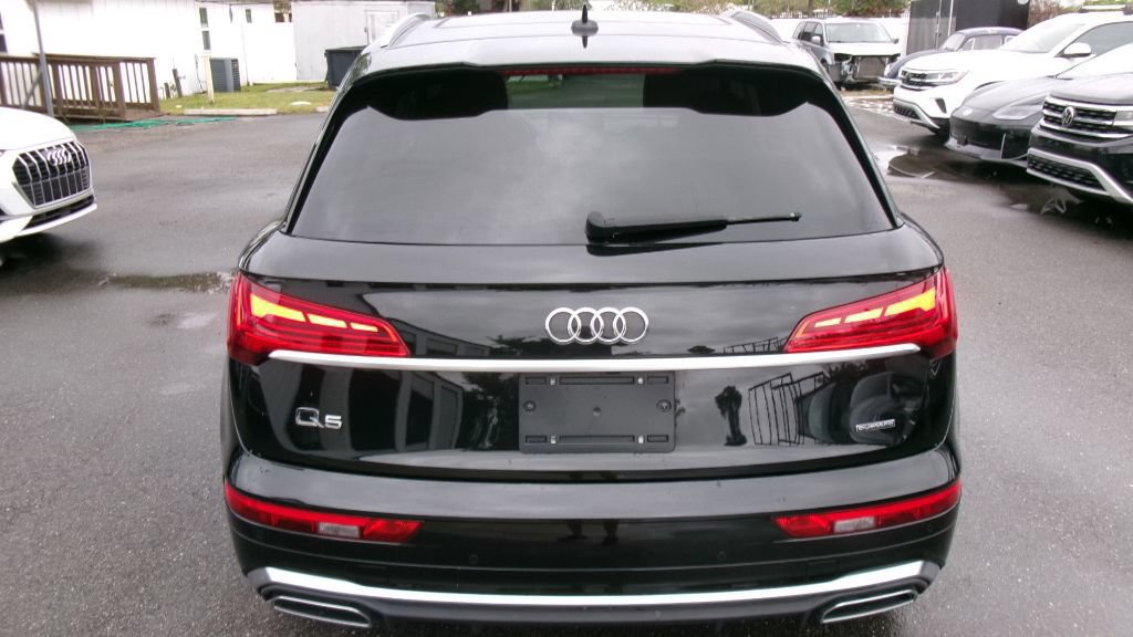 Used 2023 Audi Q5 2.0T Premium Plus w/ Premium Plus Package AWD/4WD image 4