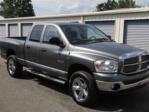Used 2008 Dodge Ram 1500 Truck SLT w/ Popular Equipment Group AWD/4WD image 4