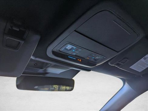 Used 2021 Ford Mustang Mach-E GT image 18