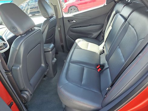 Used 2021 Chevrolet Bolt Premier w/ Infotainment Package image 6