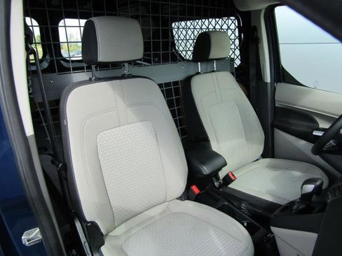 Certified 2020 Ford Transit Connect XLT FWD image 10