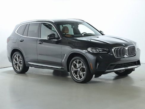 Certified 2022 BMW X3 xDrive30i w/ Premium Package image 9