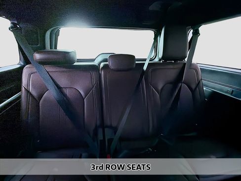 Used 2024 Ford Expedition Max Limited image 11