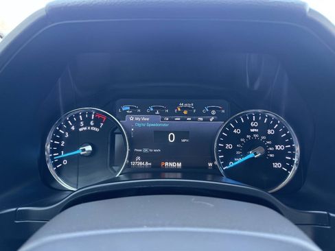 Used 2019 Ford Expedition Max XLT w/ Equipment Group 202A RWD image 25