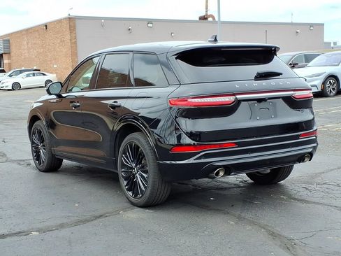 Used 2023 Lincoln Corsair AWD w/ Equipment Group 101A image 5