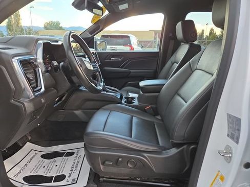 Used 2023 GMC Canyon Elevation w/ Elevation Premium Package AWD/4WD image 2