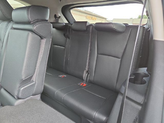 Used 2020 Toyota Highlander Limited AWD/4WD image 36
