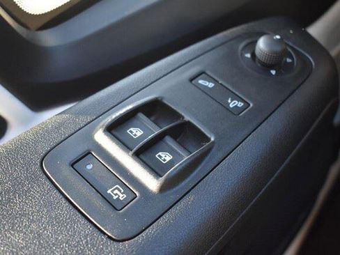 Used 2025 RAM ProMaster 2500 w/ Convenience Group FWD image 23