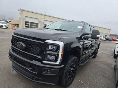 Used 2025 Ford F250 Lariat w/ Black Appearance Package