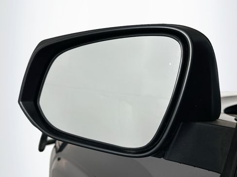 Used 2022 Toyota Tacoma SR RWD image 16