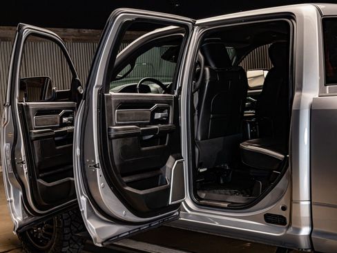 Used 2022 RAM 3500 Laramie image 30