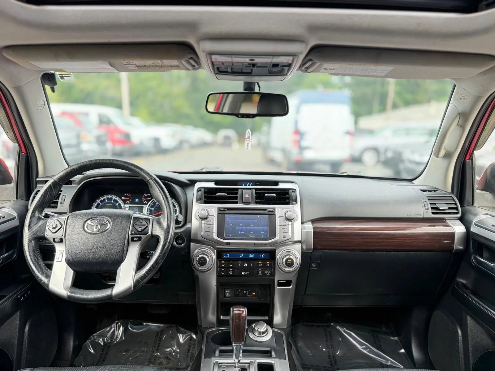 Used 2014 Toyota 4Runner Limited AWD/4WD image 24
