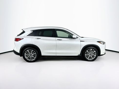 Used 2023 INFINITI QX50 Luxe AWD/4WD image 10