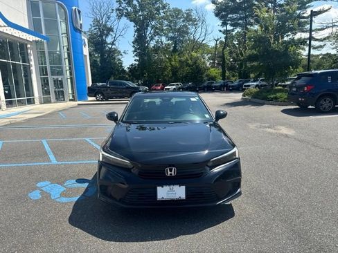 Certified 2024 Honda Civic Sport image 3