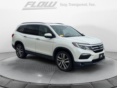 Used 2017 Honda Pilot Elite image 1