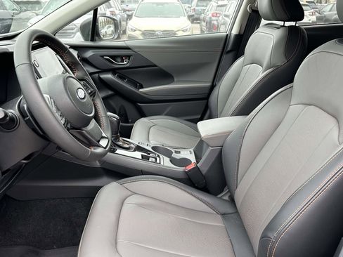 Used 2025 Subaru Crosstrek 2.5i Limited w/ Crosstrek Mirror Package image 8