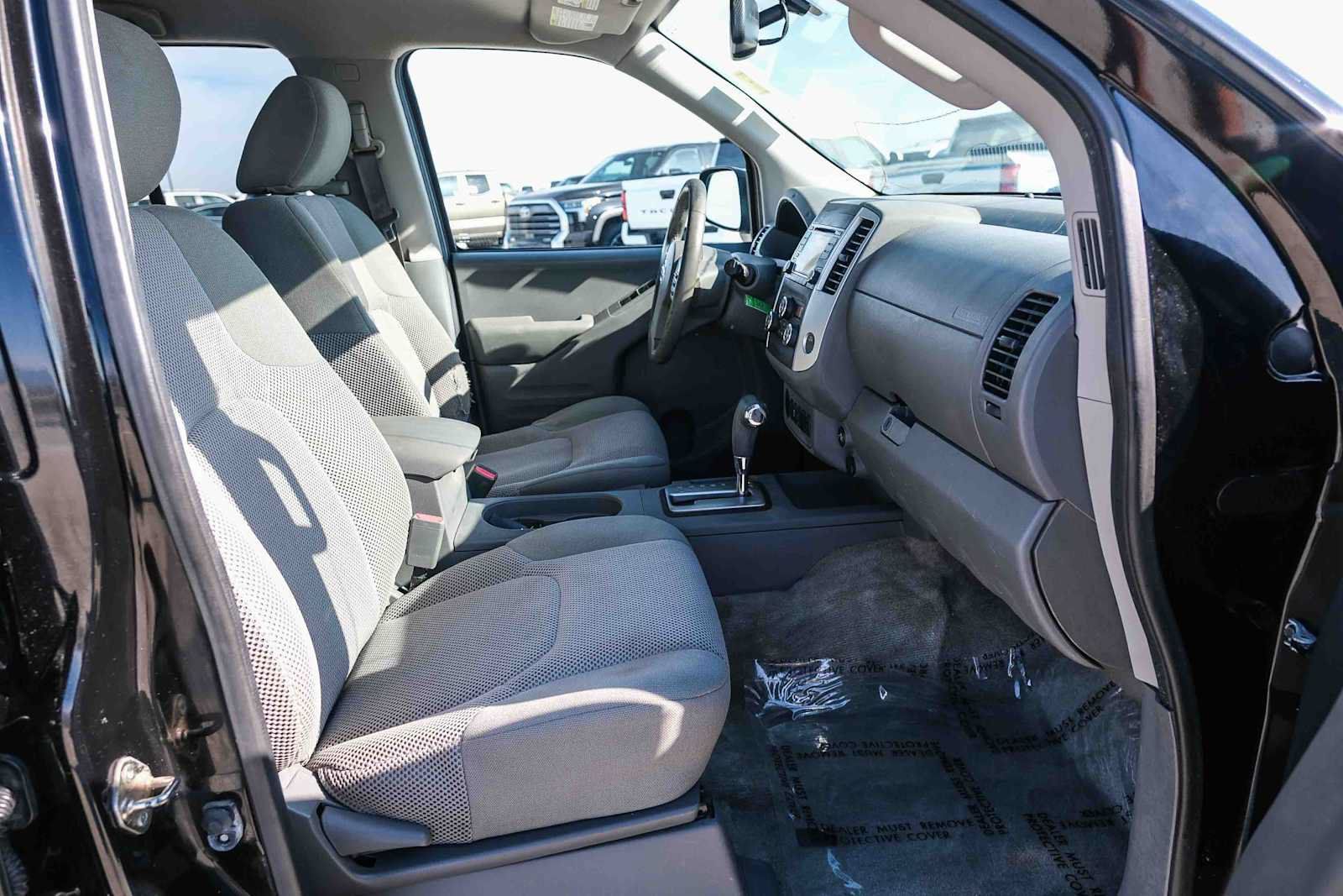 Used 2018 Nissan Frontier SV w/ Value Truck Package RWD image 17