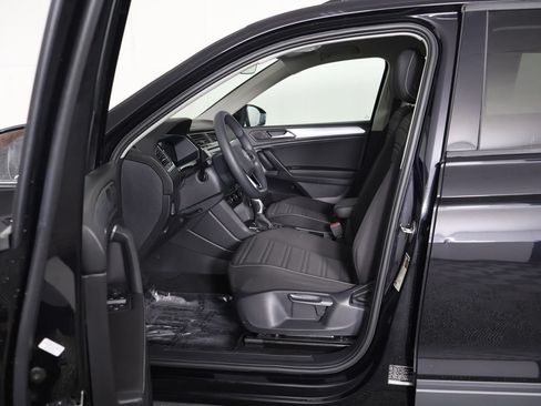 Used 2023 Volkswagen Tiguan S FWD image 27