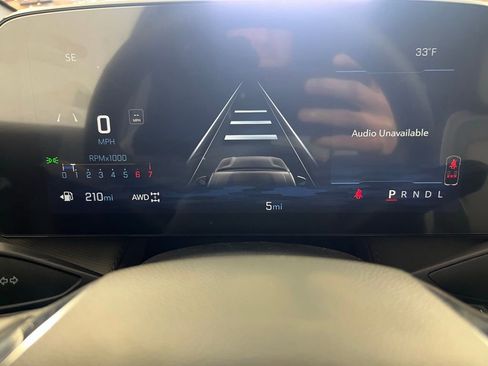 New 2026 Chevrolet Equinox LT w/ Convenience Package II image 32