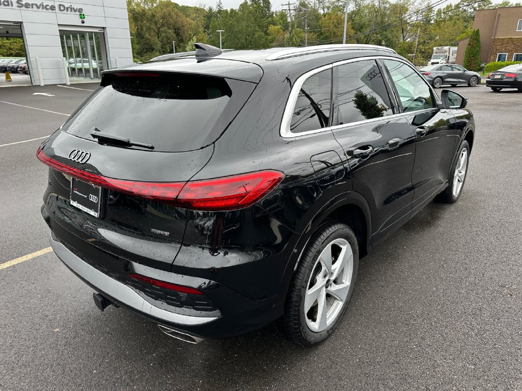 Certified 2025 Audi Q5 Premium w/ Premium Plus AWD/4WD image 19