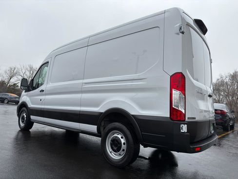 Used 2023 Ford Transit 150 Medium Roof image 5