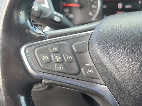 Certified 2020 Chevrolet Equinox LT w/ Midnight Edition FWD image 21