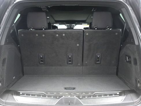 Used 2021 Cadillac Escalade Sport w/ Driver Assist Tech Package image 9