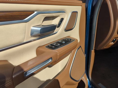 Used 2021 RAM 1500 Laramie image 13