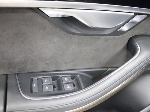Used 2019 Audi A8 L 3.0T w/ Luxury Package image 13