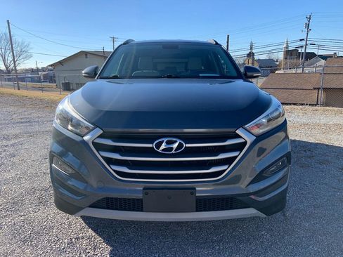 Used 2017 Hyundai Tucson Sport image 2