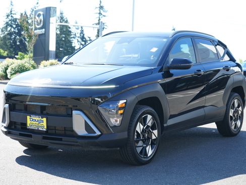 Used 2024 Hyundai Kona SEL AWD/4WD image 8