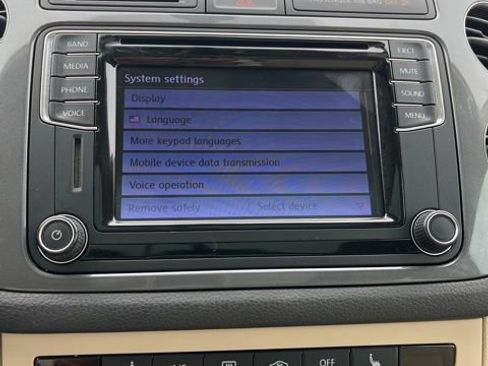 Used 2017 Volkswagen Tiguan Wolfsburg Edition image 47