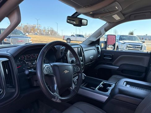 Used 2018 Chevrolet Silverado 2500 LTZ w/ Z71 Package, Off-Road image 13